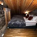 4 Bed -sleeps 7 - Northern Light Views بيت للعطل *