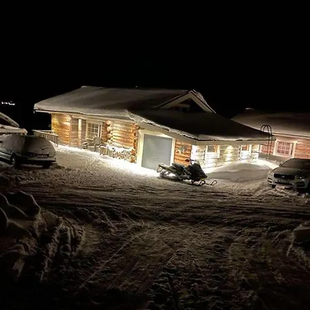 別荘 With The View Of Northen Light