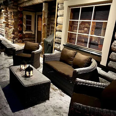 別荘 With The View Of Northen Light キルピスヤルヴィ