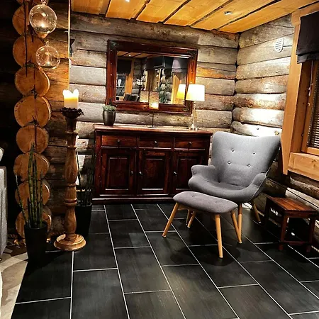 With The View Of Northen Light 別荘